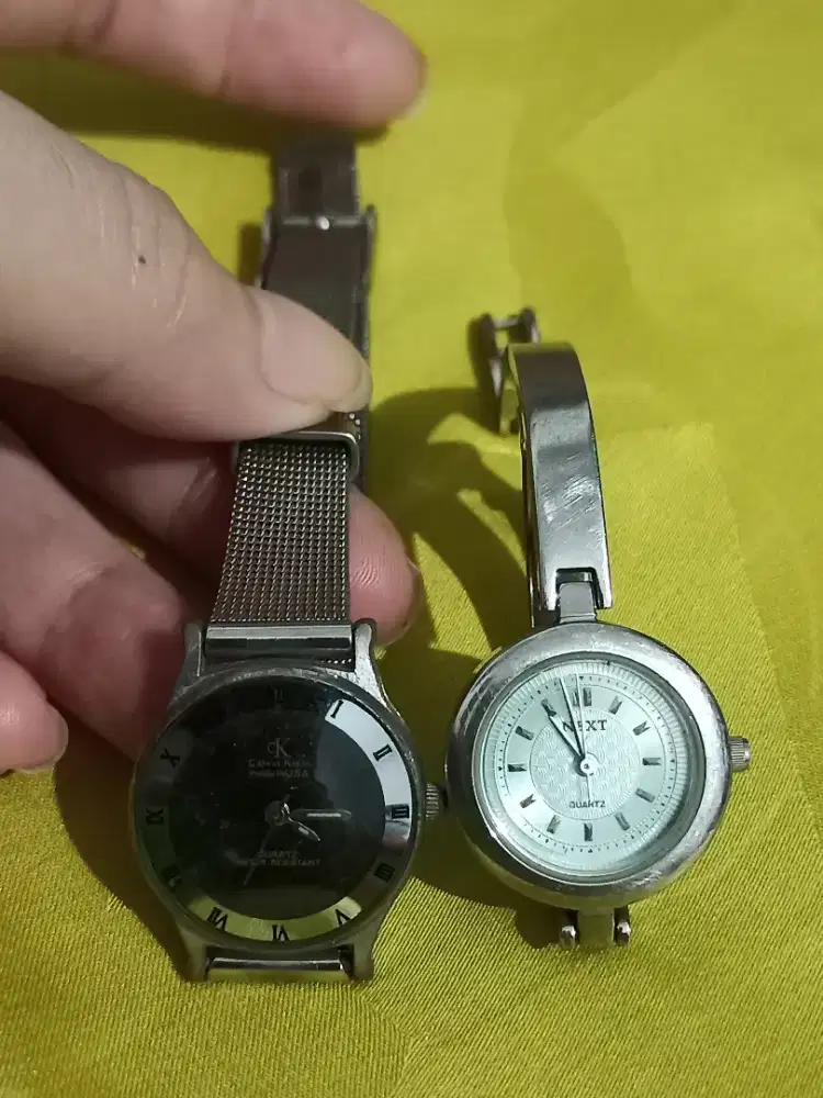 DIJUAL 2 JAM TANGAN WANITA KONDISI MATI