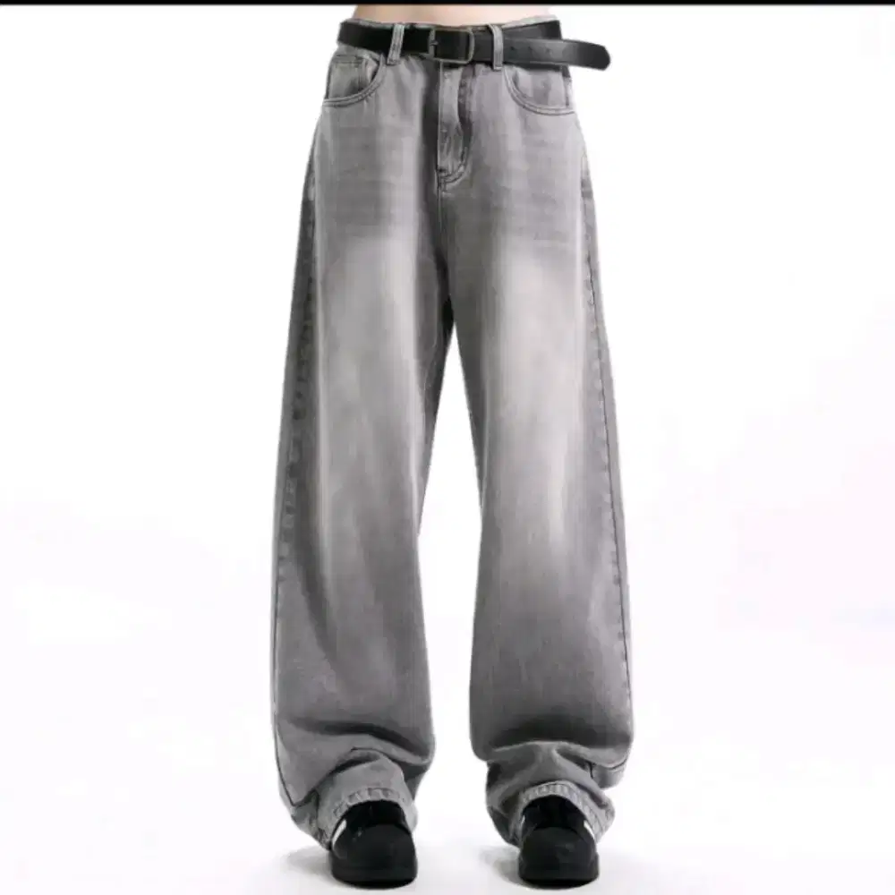 Celana jeans loose baggy Wiskers Gombrong denim 13 oz