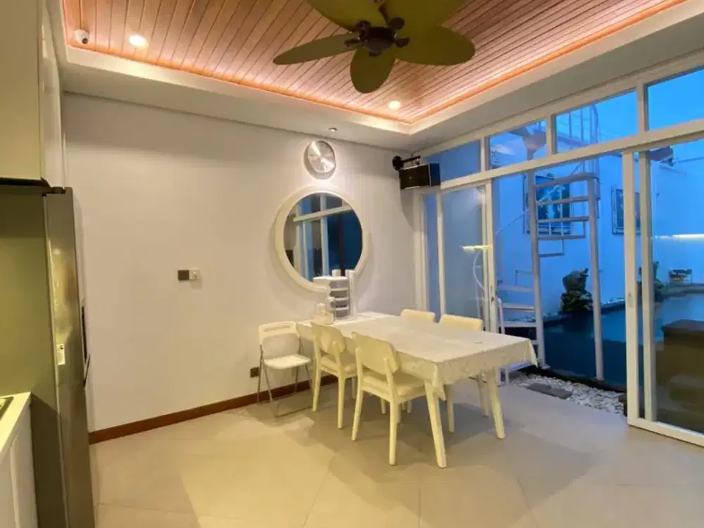 Villa Modern di Jantung Canggu, 15 Menit ke Pantai Batu Bolong - Thumbnail 8