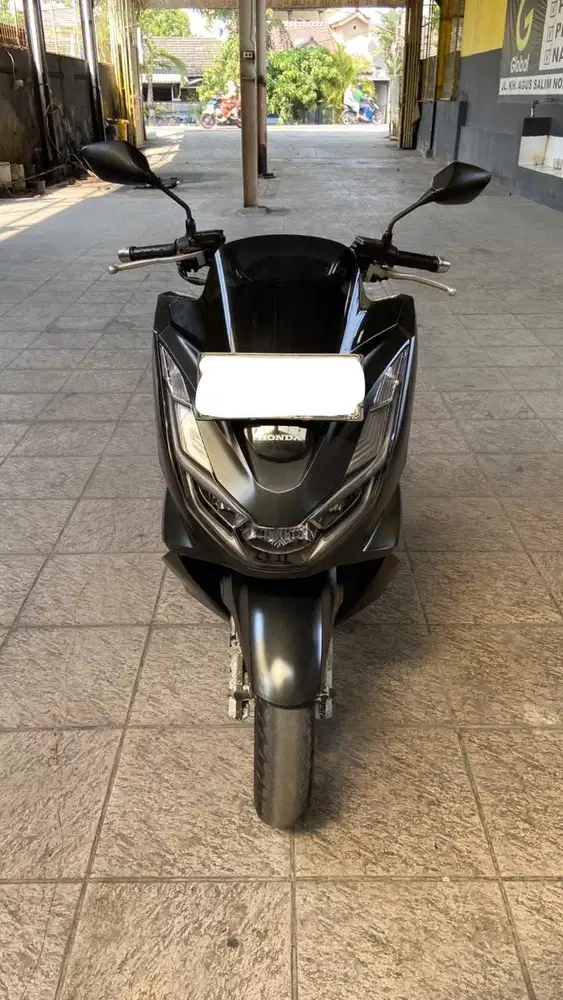 Jual Cepat Motor Honda PCX157 Th.2022 hitam