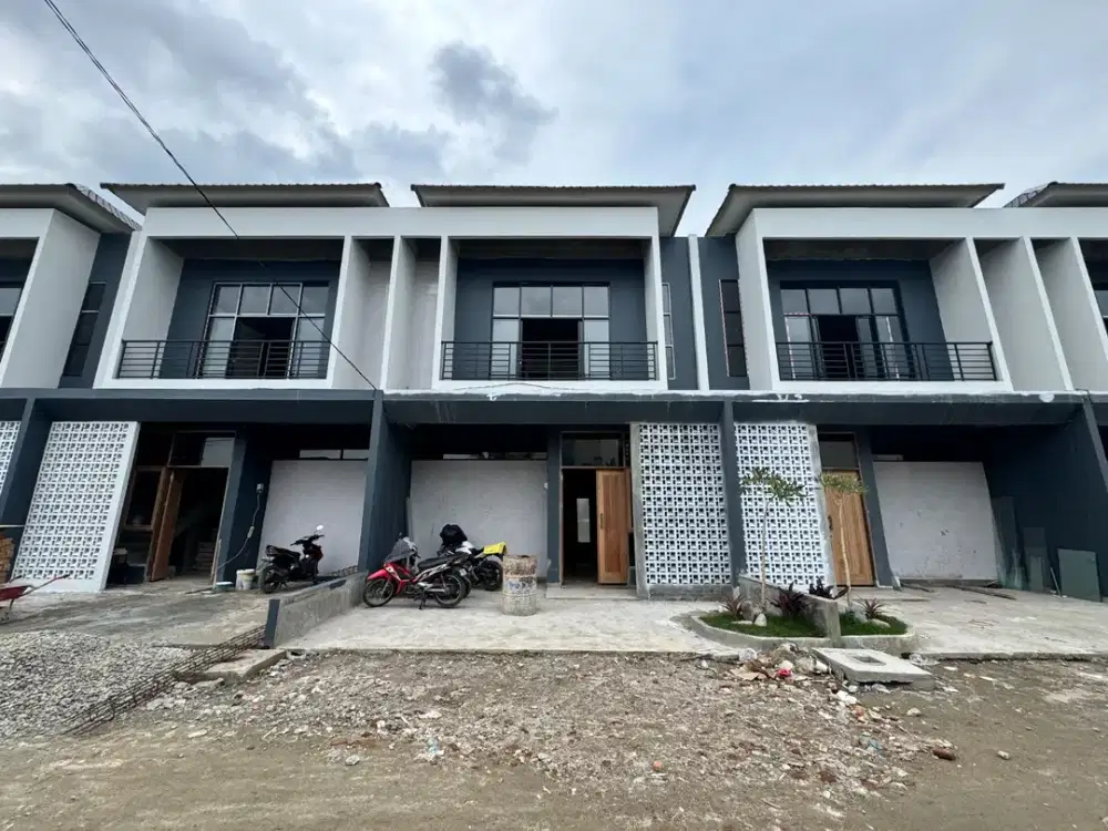 DIJUAL RUMAH DI KOMPLEK KARYA DE VILLA JALAN ISTIQOMAH MEDAN