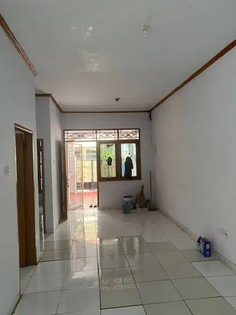 Disewa SEWA RUMAH VICTORIA PARK TANGERANG, Cikokol siap huni