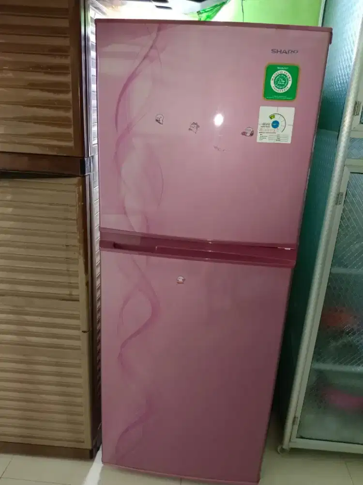 Kulkas merk sharp 2 pintu