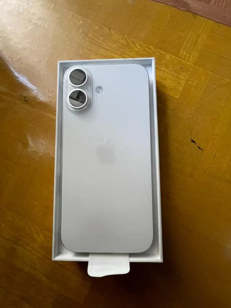 ip 17 256 GB ibox white