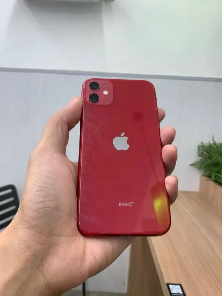 Dijual iPhone 11 64gb sinyal all operator