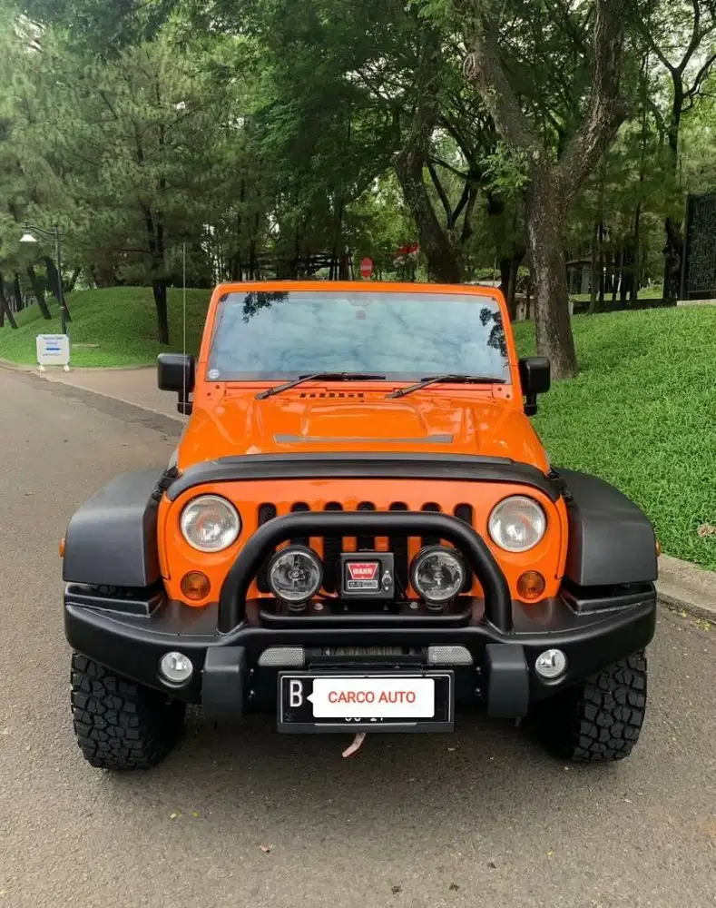 Jeep Rubicon 3.6L 2012 Orange