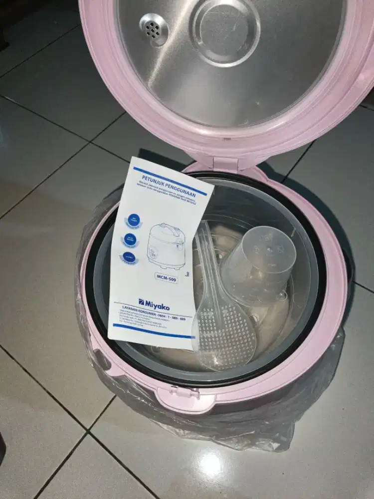 Jual rice cooker/magic com merk miyako