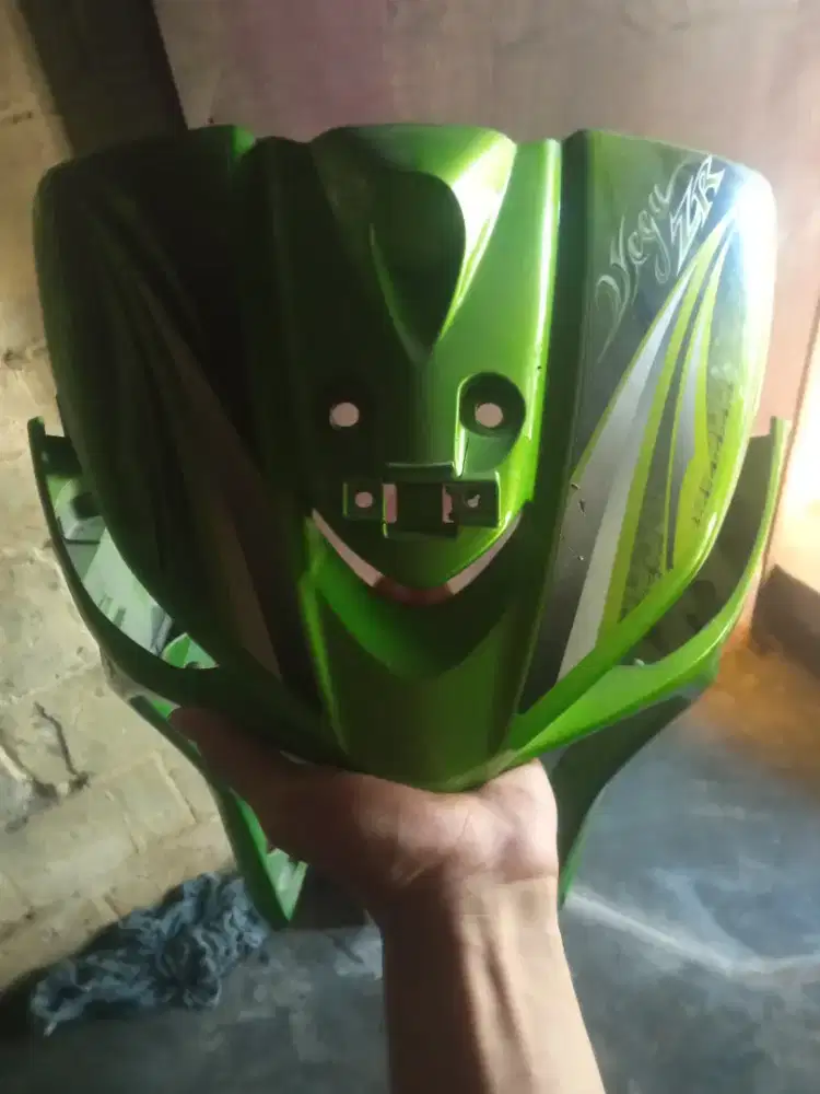 BODY+BATOK+SPAKBOR DEPAN COPOTAN YAMAHA VEGA ZR ORI