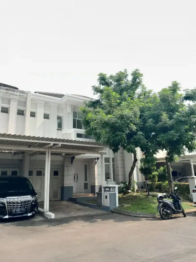Di sewakan rumah mewah di gading serpong  the spring clustr Pelican .