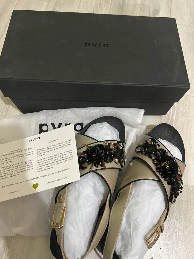 Pvra sandals baru