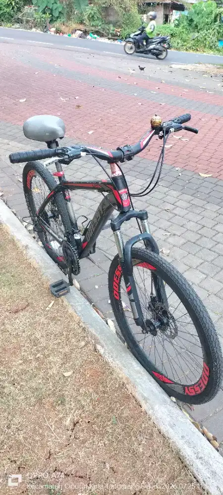 JIAL SEPEDA ODESSY ATXS 560 CHALLENGER
