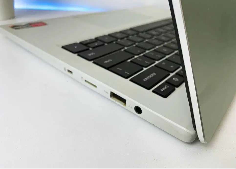 Laptop Ryzen 5 6600H Ram 16gb Ssd 512gb FHD IPS Backlight best perform