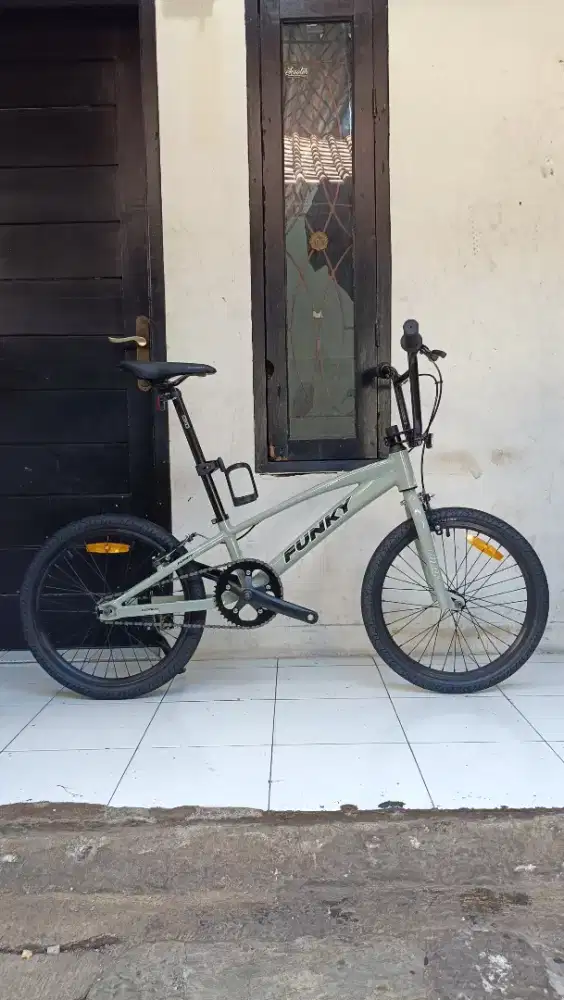 BMX ELEMENT FUNKY ALOY