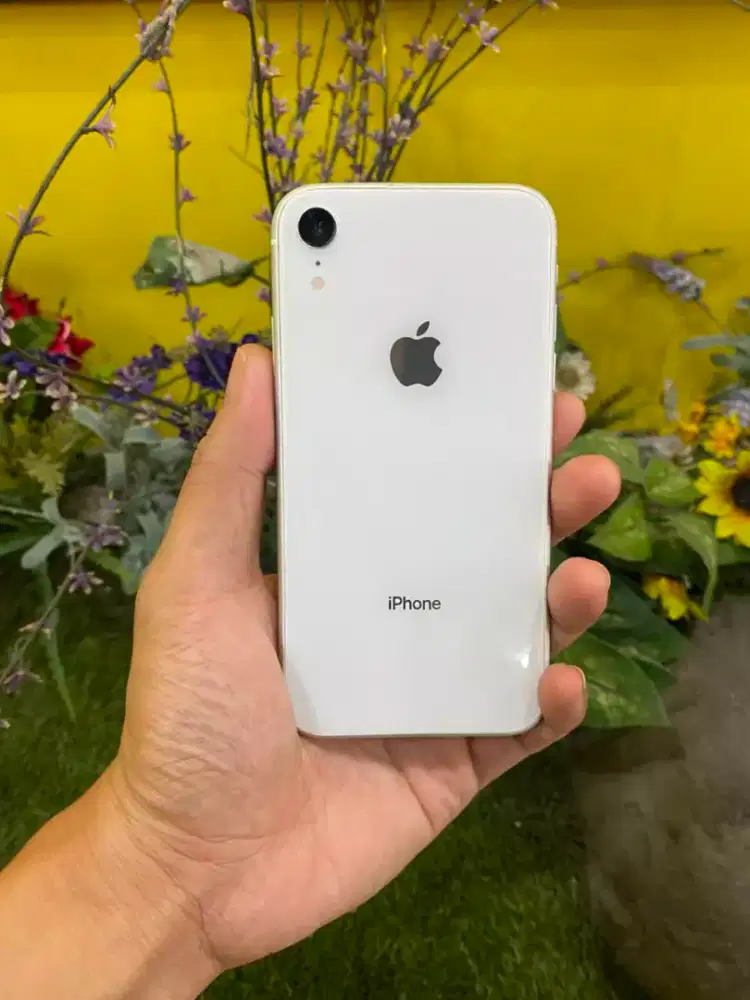 Jual cepat iPhone XR 128gb aktivasi lama sinyal aman