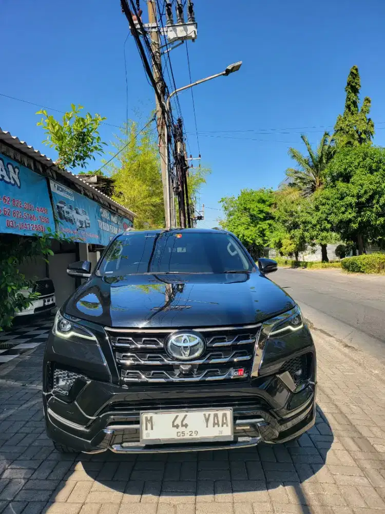 Toyota Fortuner VRZ GR Sport Diesel 2.8 AT 
Tahun 2024