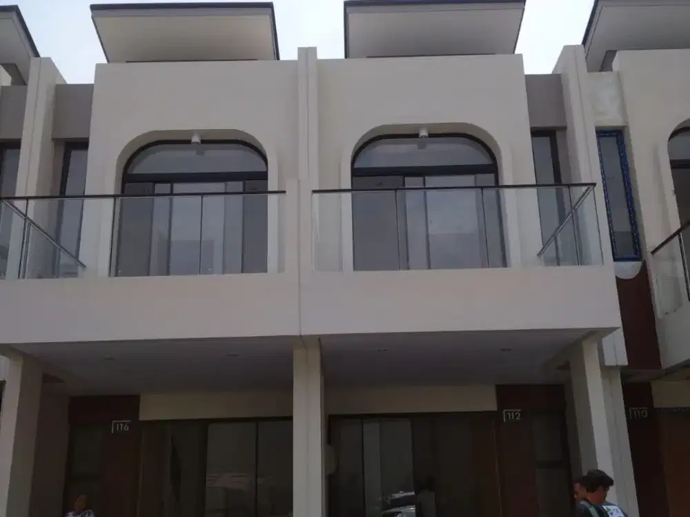 Dijual rumah Brand New 2lt,  JUAL RUGI Di Pasadena Spring. PIK 2, Tangerang.