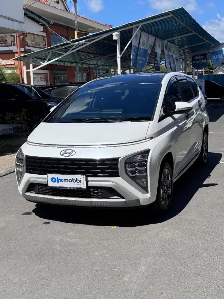 Hyundai Stargazer 1.5 Prime Bensin AT 2024 Putih (ADE)