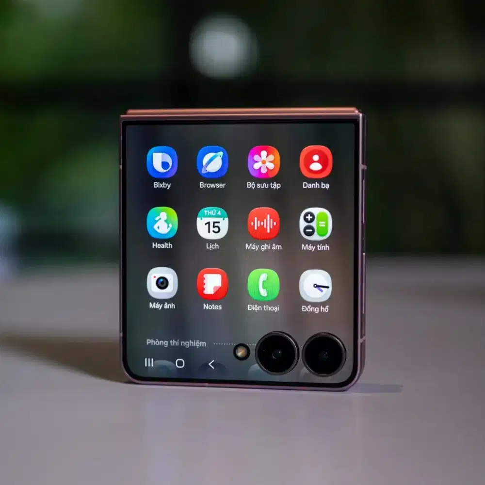 new samsung galaxy flip 8 & fold 8 pre-order free upgrade internal