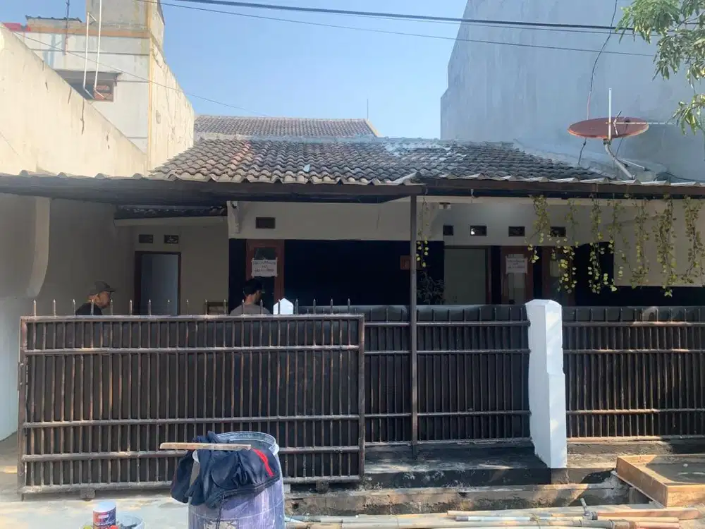 Disewakan / dikontrakan rumah margahayu raya