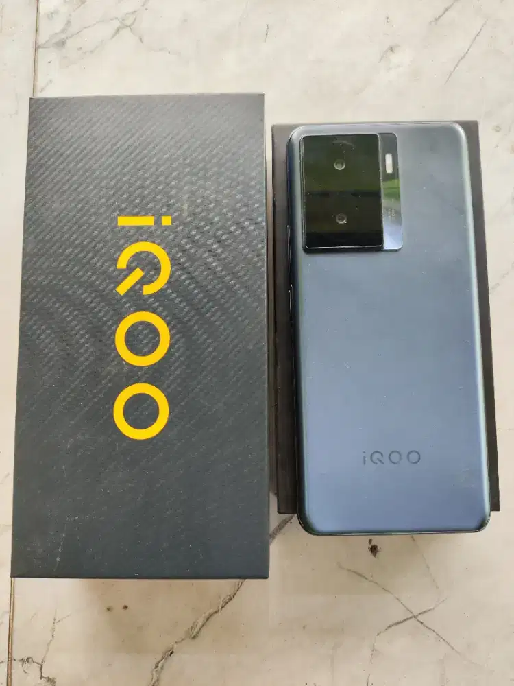 IQOO Z7X 5G RAM 8/256GB FULSET ORI