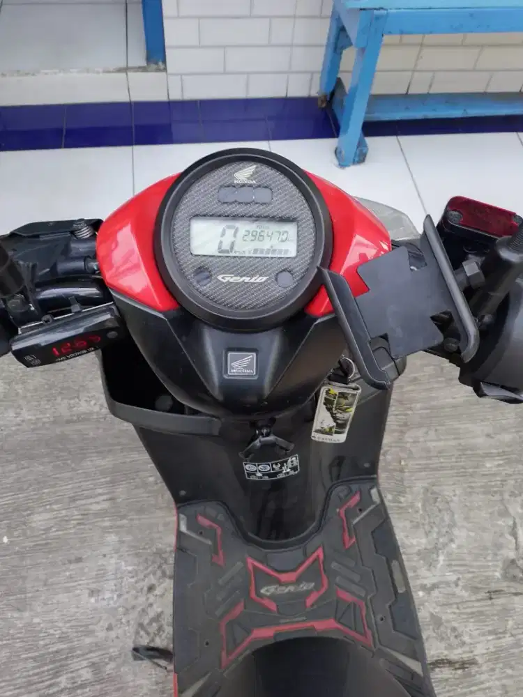 Honda Genio 2022 Ban Donut