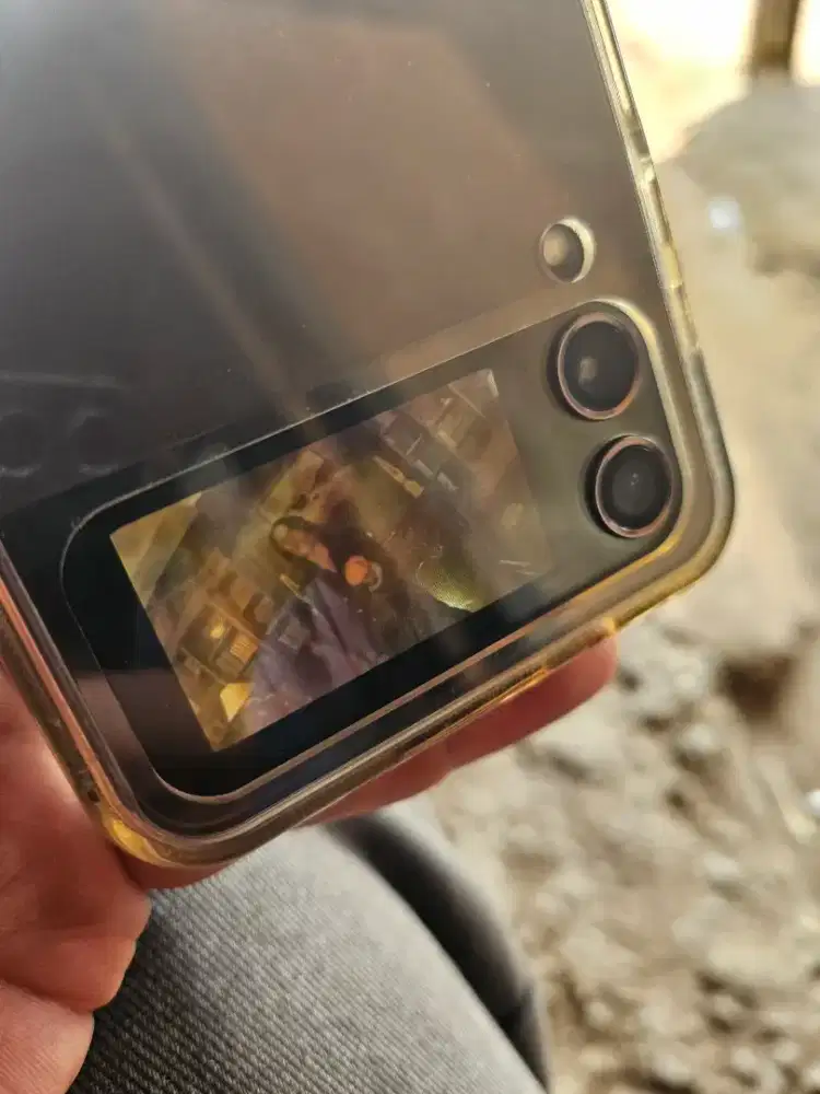 Samsung Z flip 4