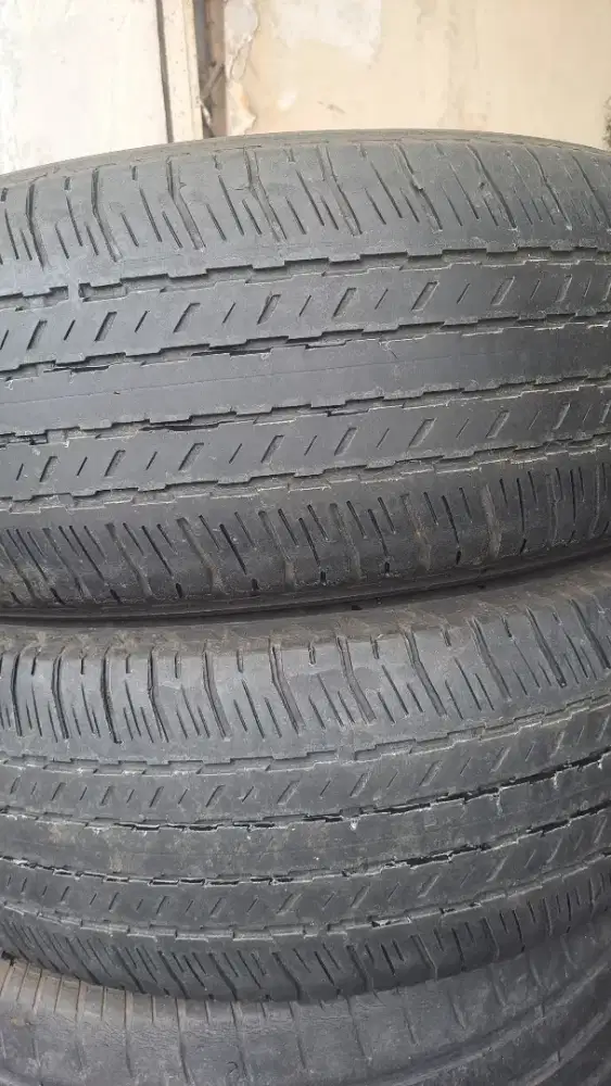 Ban 265 60 18 bridgestone 2pcs fortuner pajero