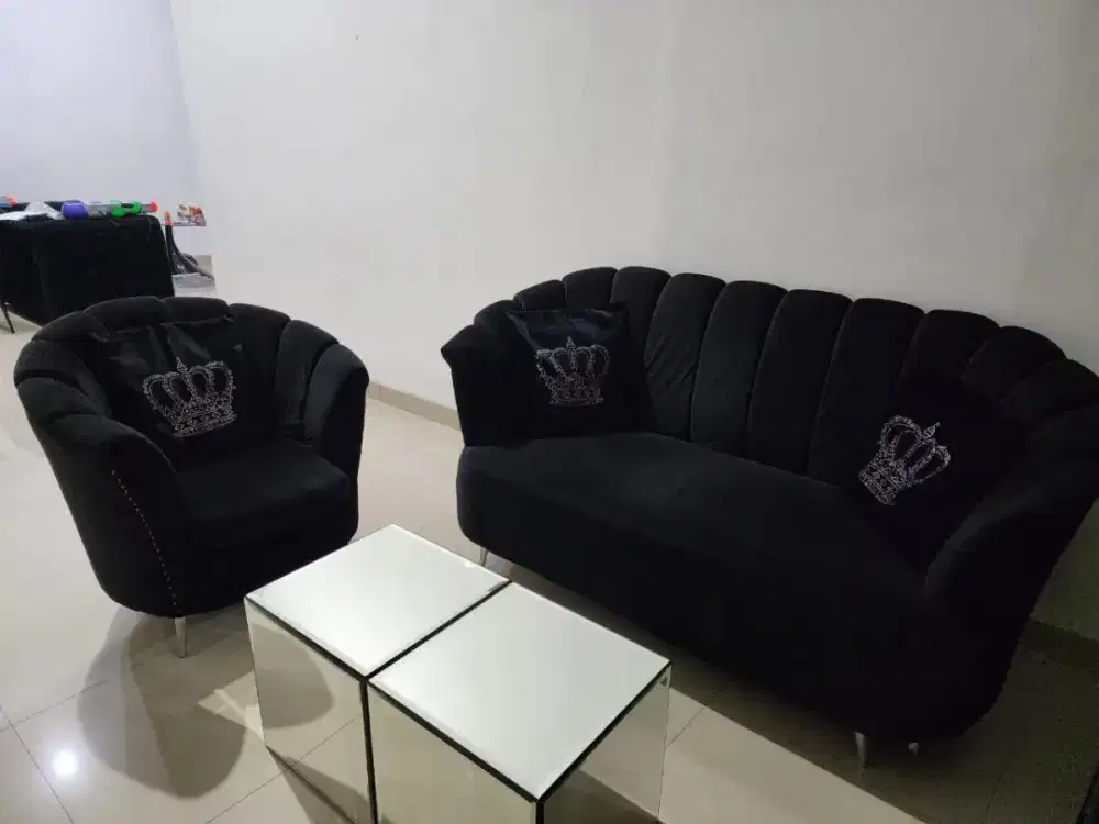 Sofa bludru mewah