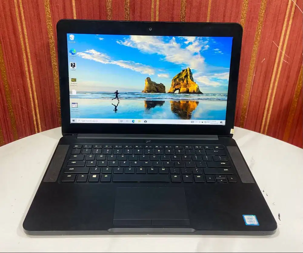 RAZER BLADE R209-0195 CORE I7 gen7 RAM 16GB SSD 512GB 14 INCH *ECM