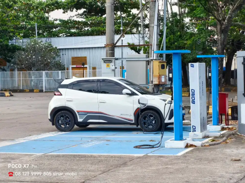 Byd atto 1 tahun 2025 warna putih automatic listrik plat DA