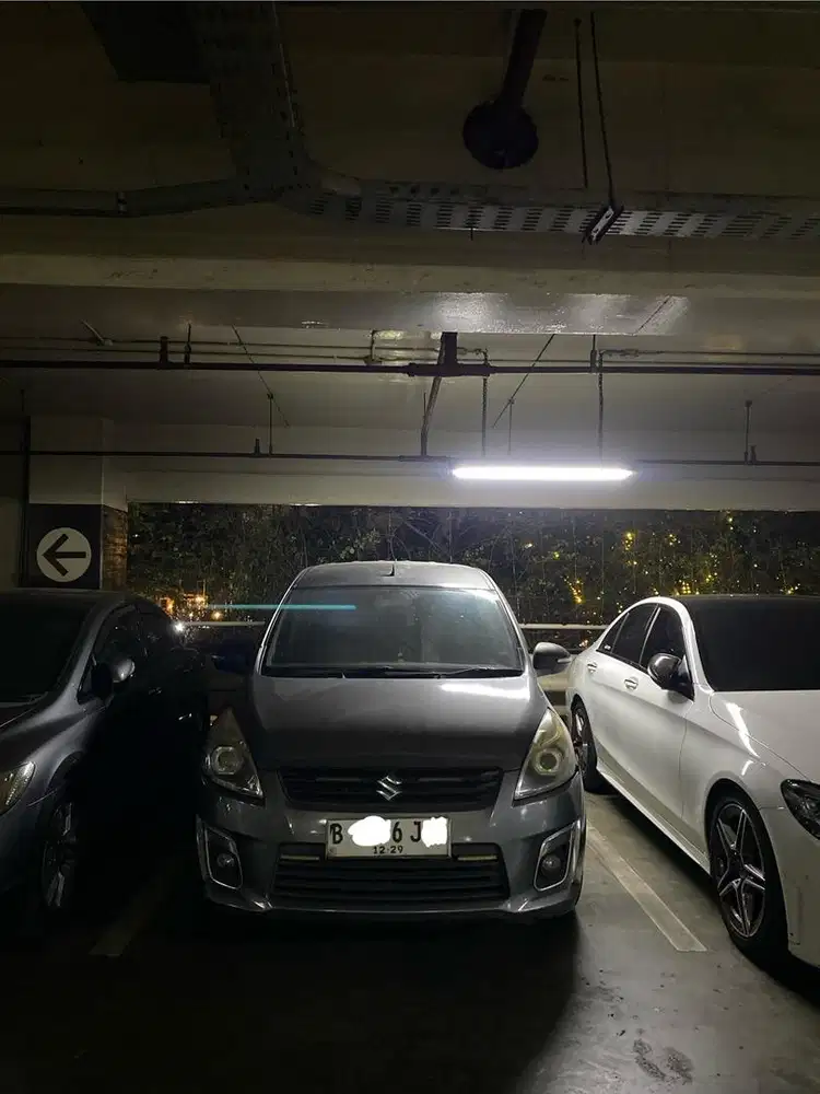 DIJUAL ERTIGA GX 2013 AT