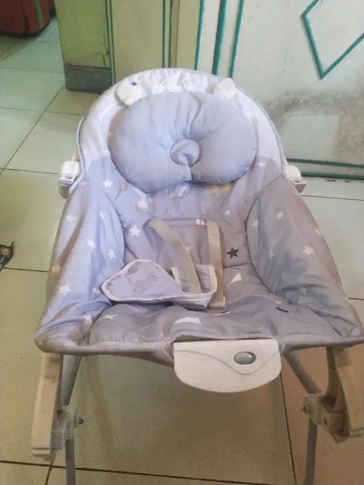 Ayunan bayi sugar baby
