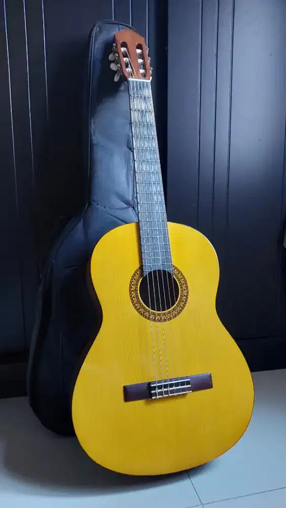 Gitar Yamaha C315 Original