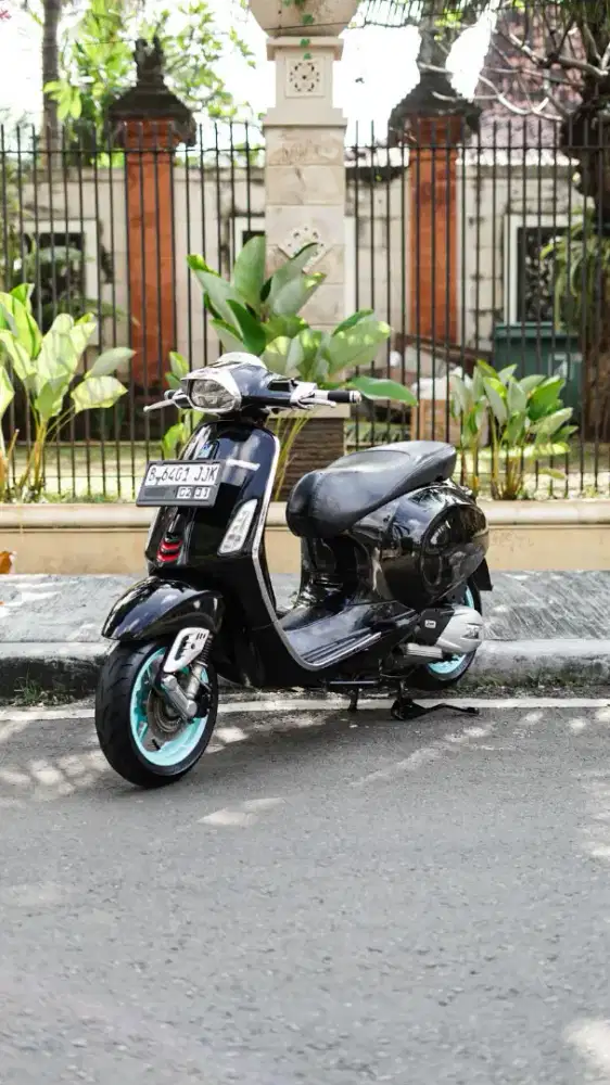 VESPA SPRINT IGET FACELFIT 2019 HITAM MODIF - TERMURAH SEINDONESIA