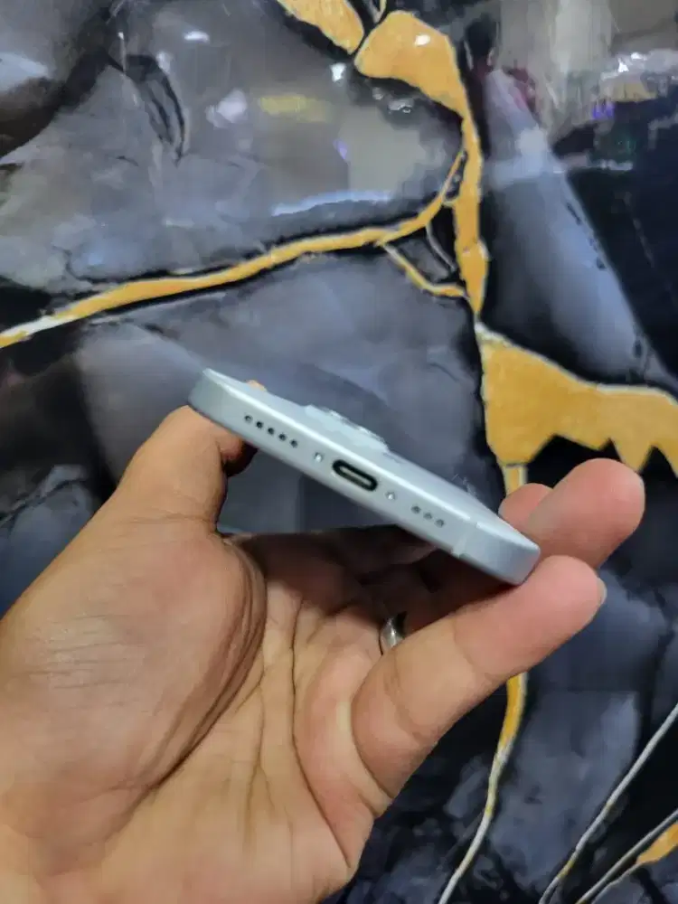 iPhone 15 128 iBox Like new