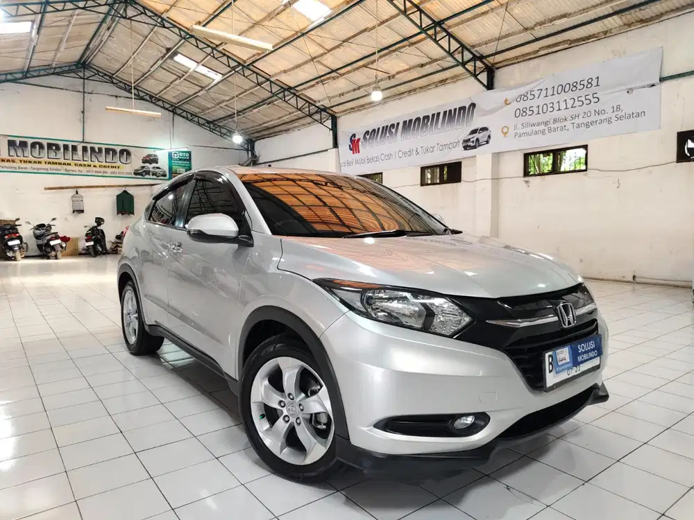 Honda HRV E 1.5 CVT AT 2015 Mulus Terawat Istimewa Siap Pakai