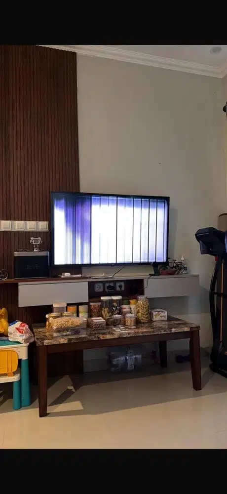 TV LG 50inch kondisi sesuai foto