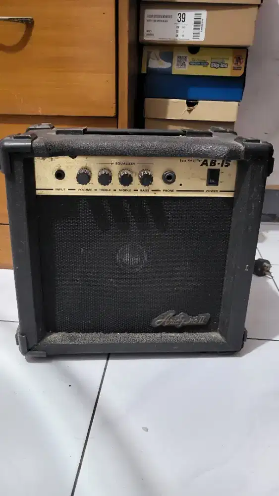 Bass Amplifier Aria Pro II