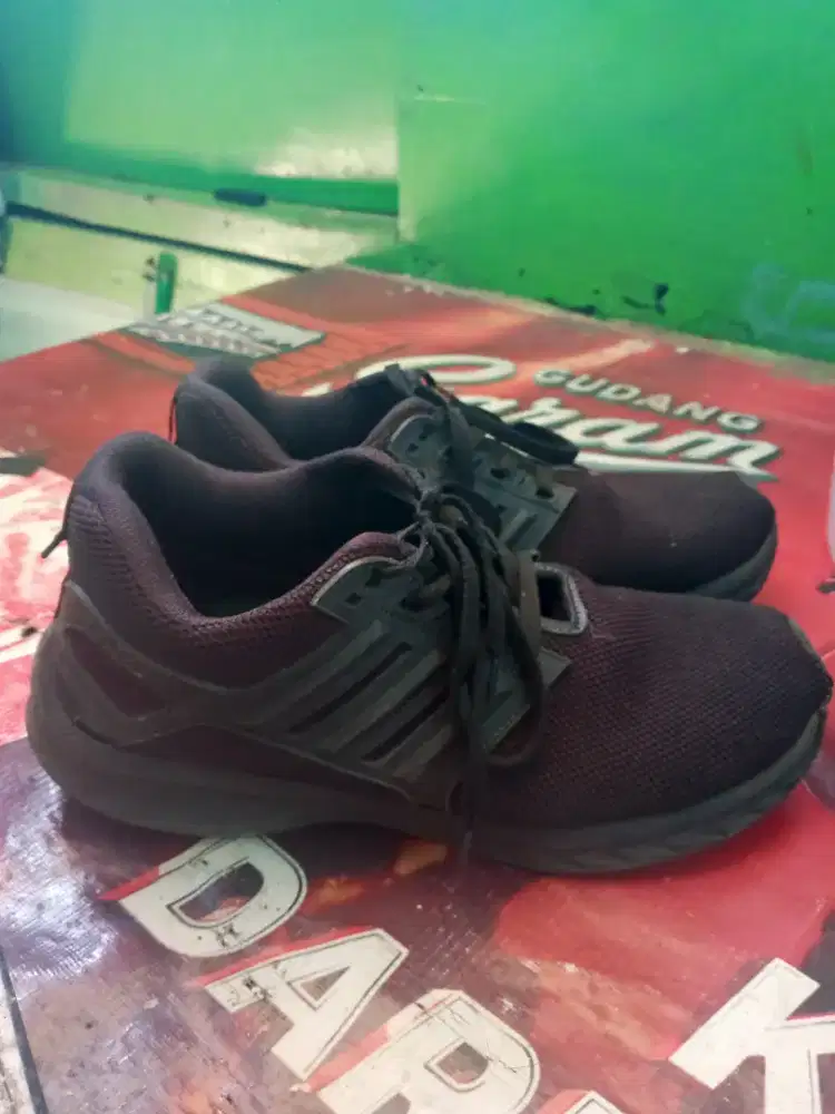 Sneakers cowo size 42