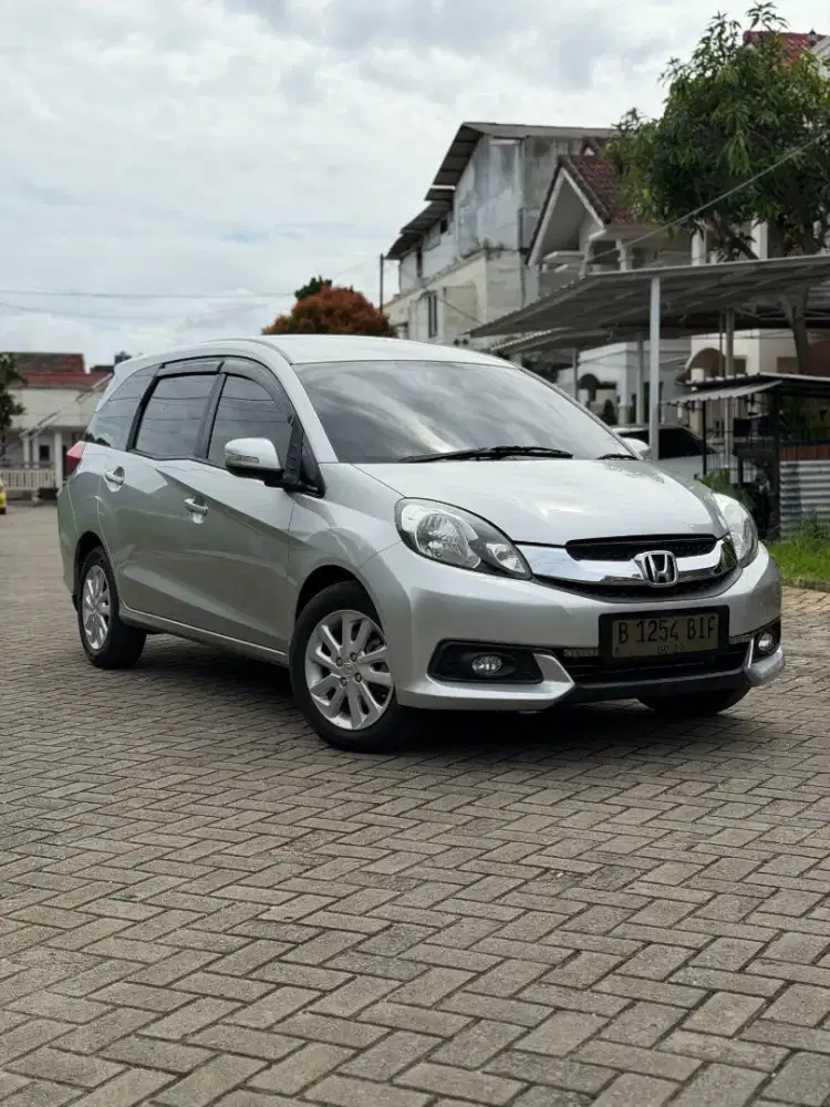 Mobilio E 2014 A/T