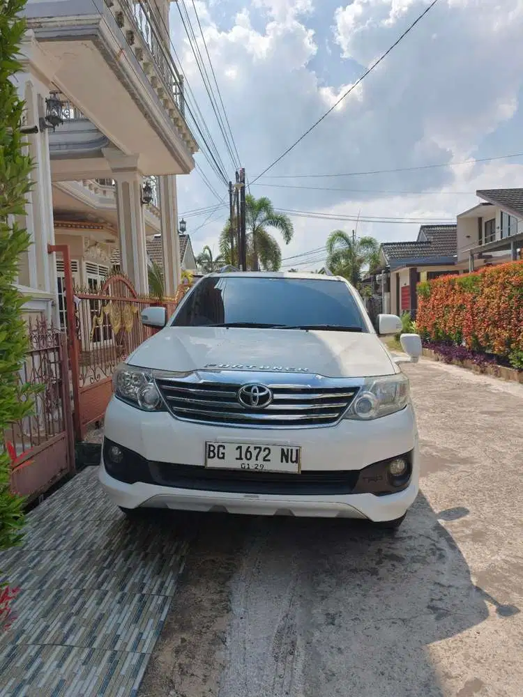 Toyota Fortuner 2012 Bensin