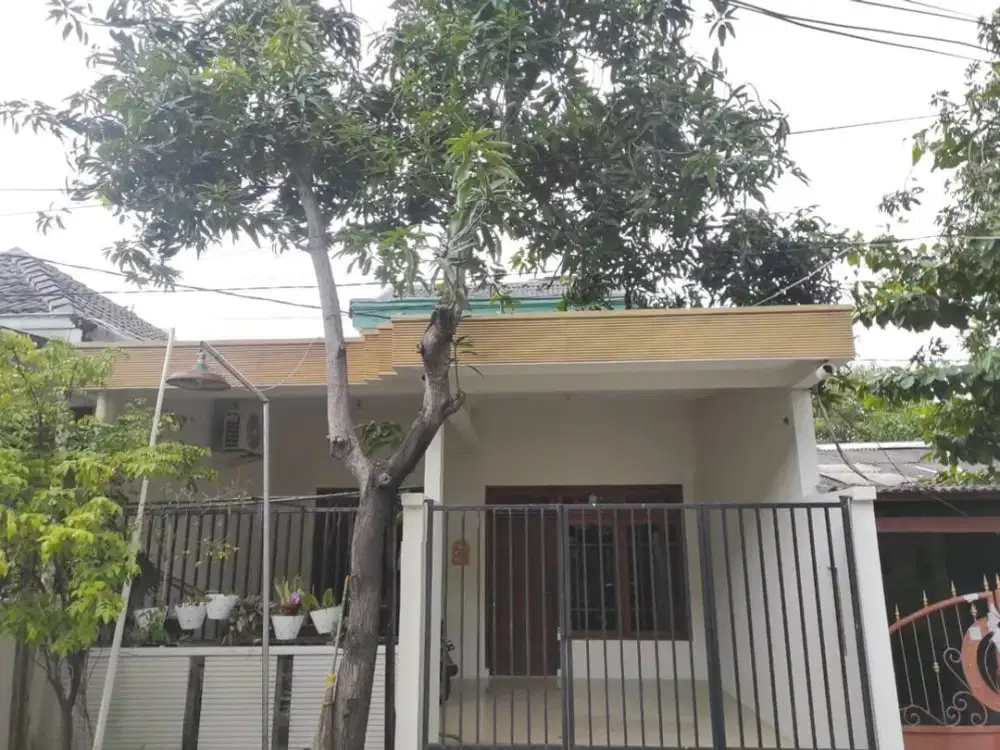 Rumah Rungkut Siap Huni Terawat dekat Raya MERR