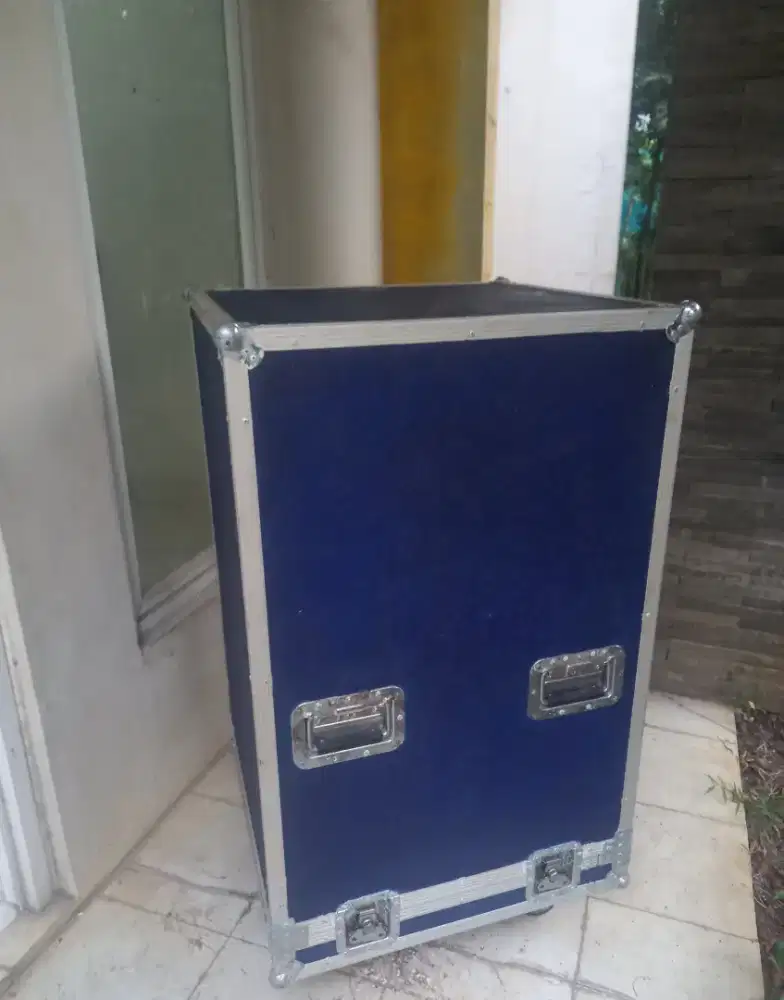 Hardcase Speaker ( like new)