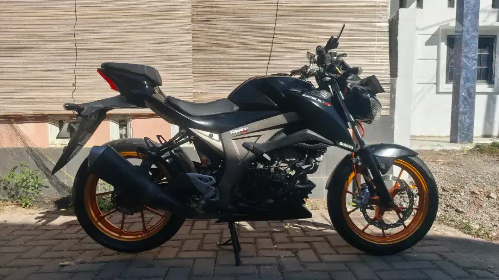 Suzuki GSX S-150 Shutter Key