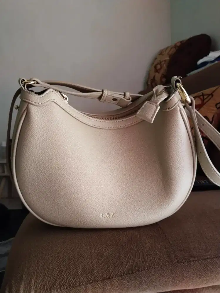 TAS SABIT SHOULDER