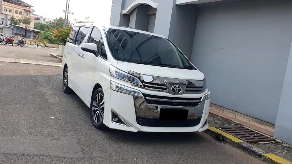 Toyota vellfire g atpm 2018 putih