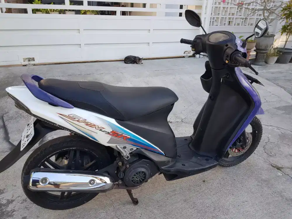 Suzuki spin SR CW standart,