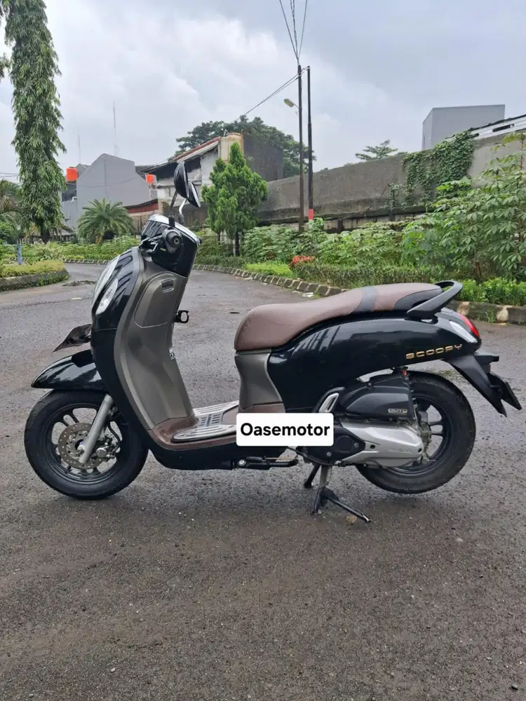 (B) All New Honda Scoopy Pristage CBS ISS Tahun 2022