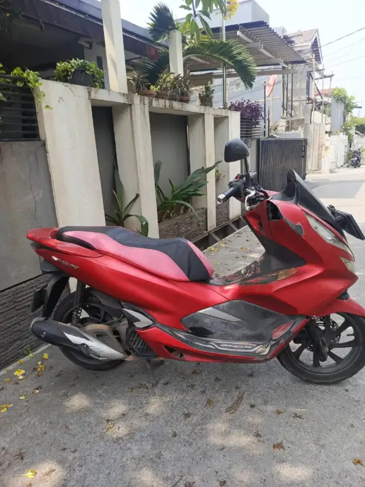 HONDA PCX ABS KEYLESS 2019 SIMERAH TEMPUR BISA TT HP FLAGSHIP