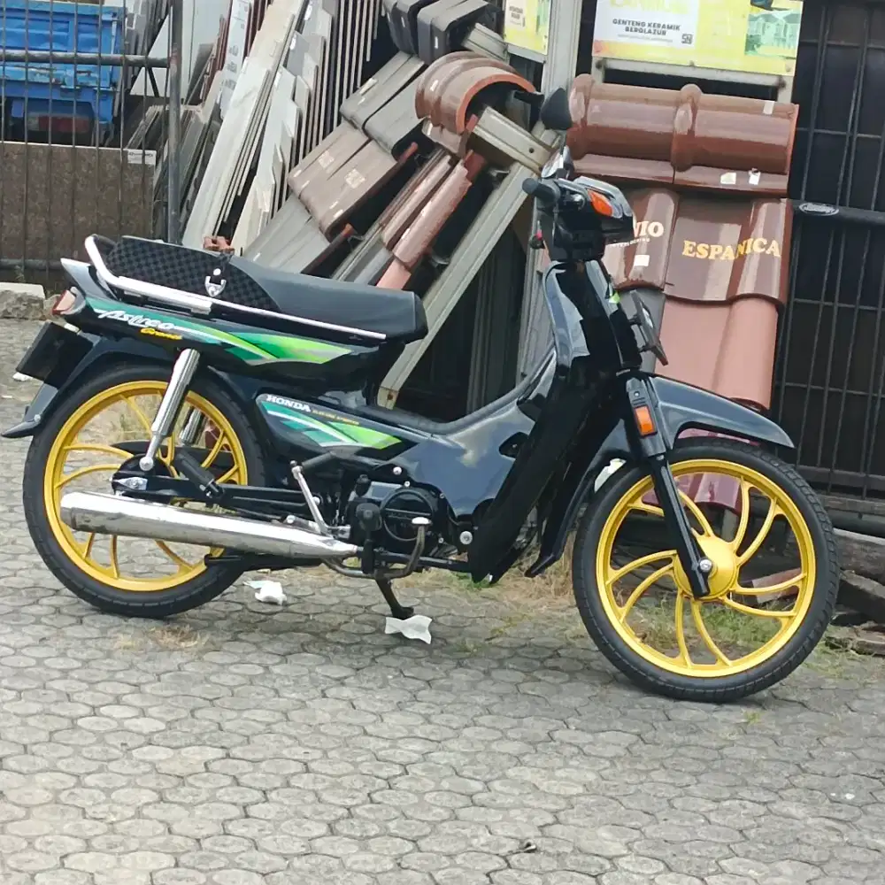 Honda astrea grand impresa th 1997 kondisi siap pakai